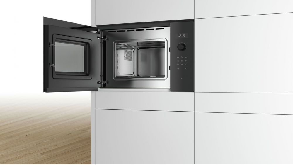 Микроволновая печь Bosch BFL523MS0 20л. 800Вт нержавеющая сталь/черный (встраиваемая)