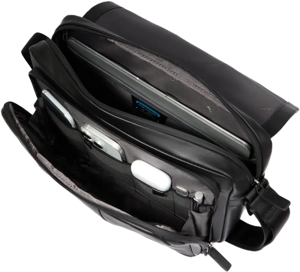 Сумка-мессенджер Piquadro Urban CA6802UB00/N с отделением для ноутбука 14" черная натур.кожа