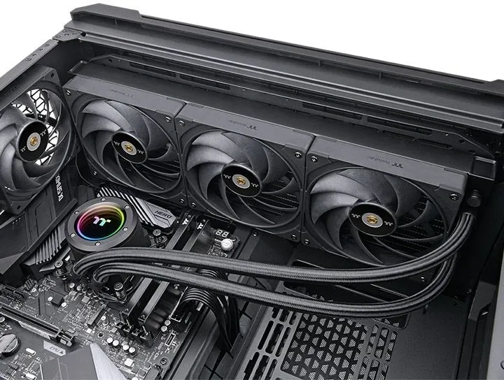 Система водяного охлаждения Thermaltake Toughliquid 360 Ex Pro ARGB Soc-AM5/AM4/1200/1700/1851 черный 4-pin 22.6dB Al+Cu Ret (CL-W400-PL12BL-A)