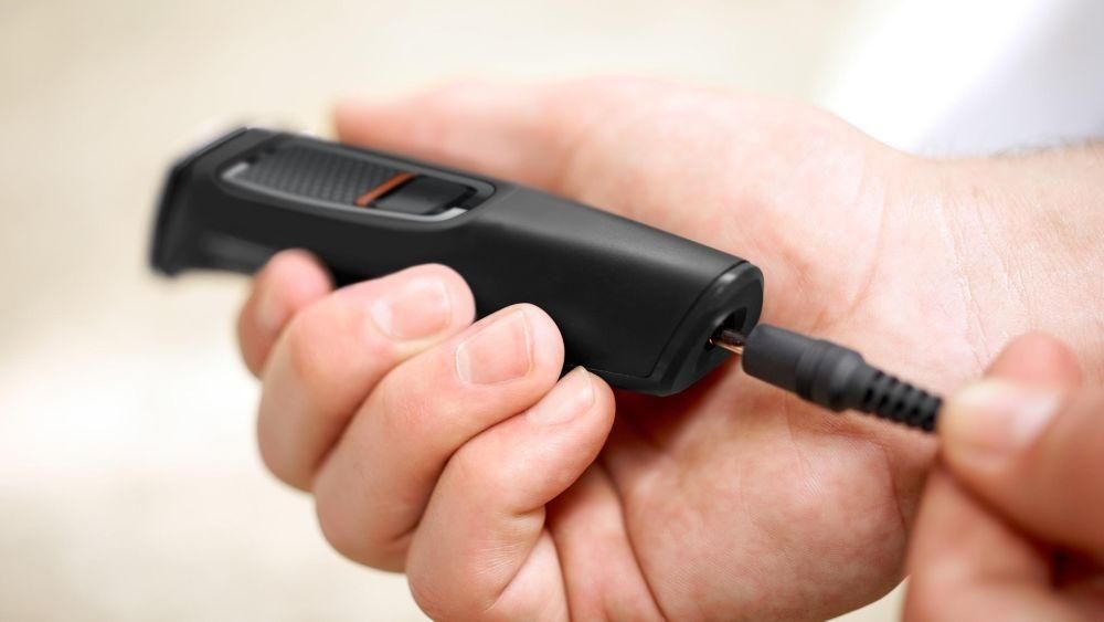 Триммер Philips MG3720/15 черный (насадок в компл:7шт)