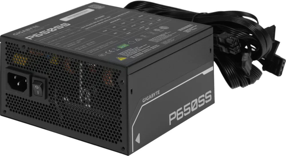 Блок питания ПК Gigabyte P650SS 650W, 80+, SILVER, НЕ модульный, ATX 3.0