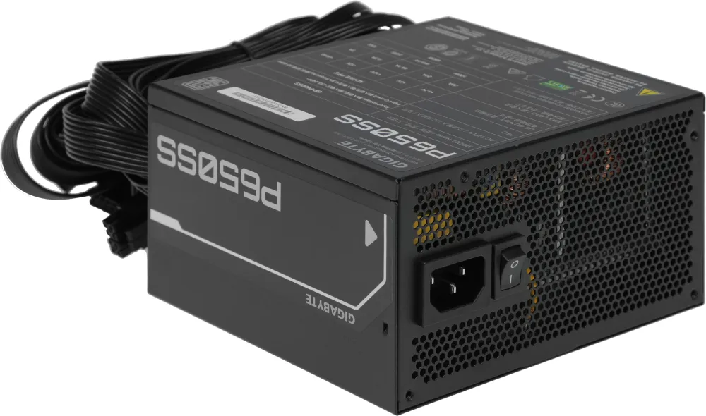 Блок питания ПК Gigabyte P650SS 650W, 80+, SILVER, НЕ модульный, ATX 3.0