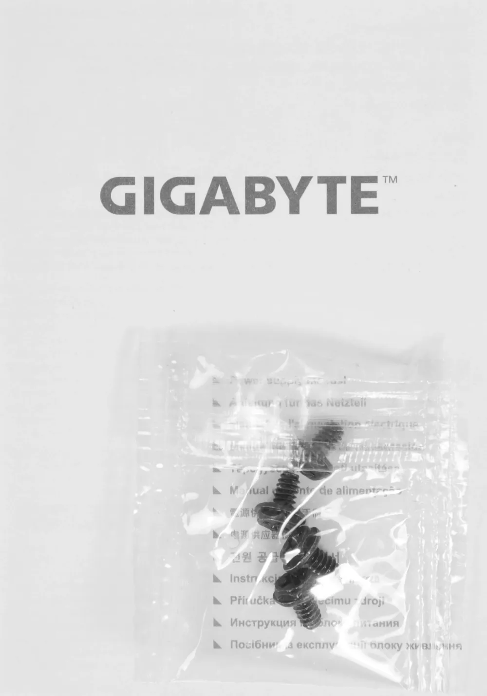 Блок питания ПК Gigabyte P650SS 650W, 80+, SILVER, НЕ модульный, ATX 3.0