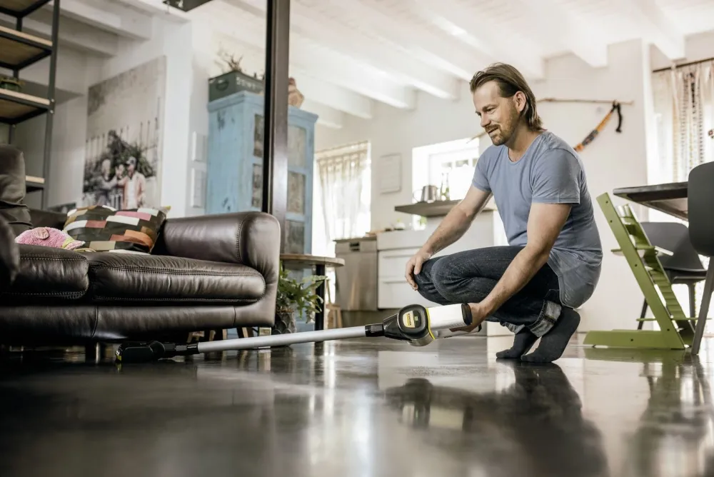 Пылесос ручной Karcher VC 6 Cordless ourFamily 250Вт белый/серый