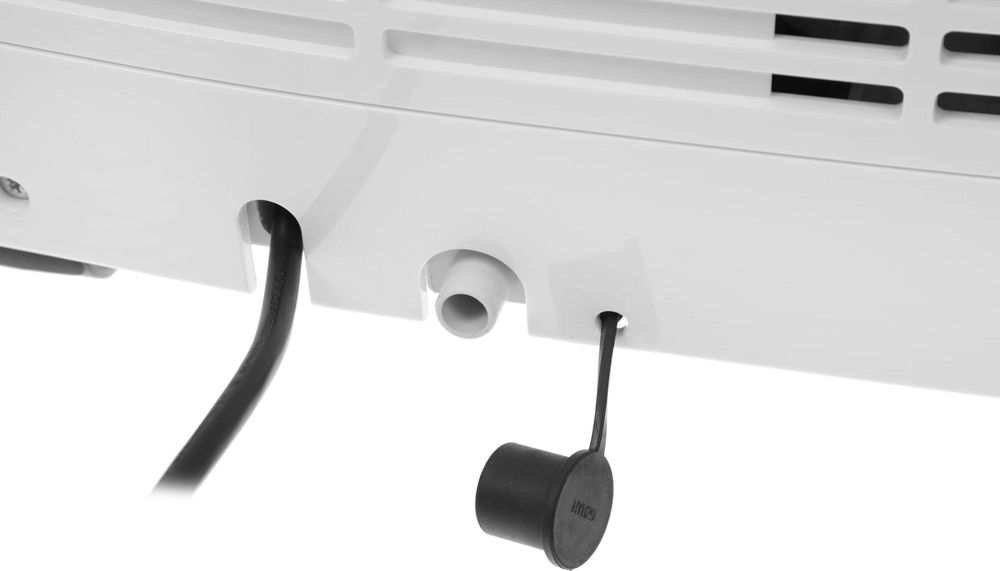 Кондиционер мобильный Electrolux Loft EACM-13 CL/N3 белый площ.32м2