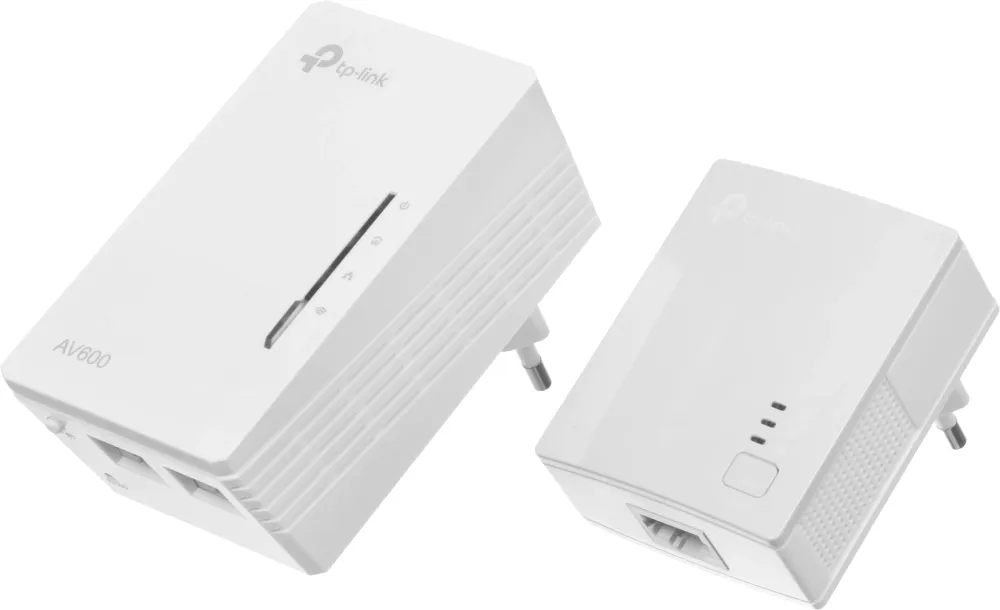 Сетевой адаптер HomePlug AV TP-Link TL-WPA4220 KIT AV600 Fast Ethernet